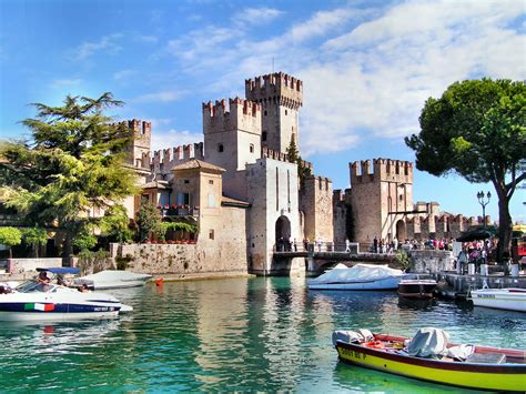 castle town of sirmione.